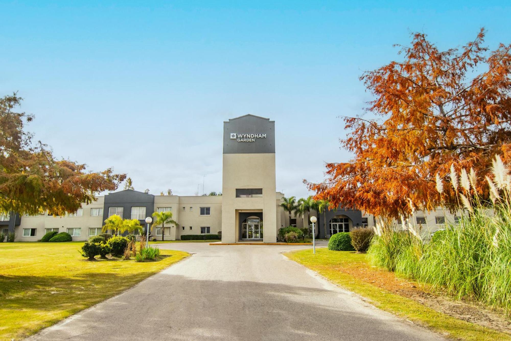 Wyndham Garden 4*